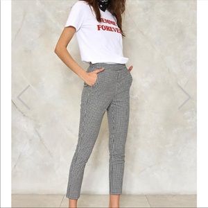 ✨Nasty Gal “Make It Fair” Gingham Ankle Pants